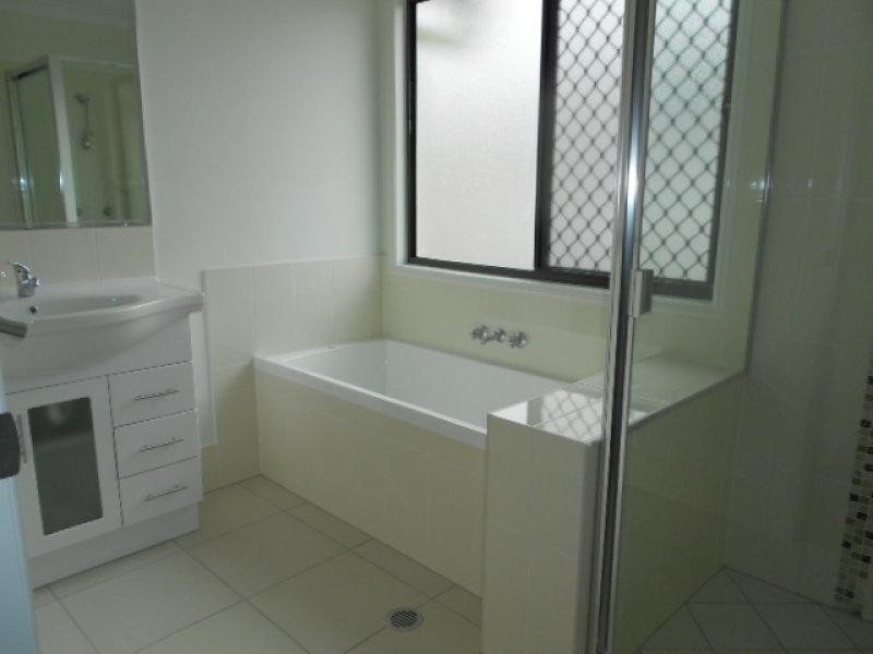 28 Andrew Walker (Corella) Dr, Goodna QLD 4300