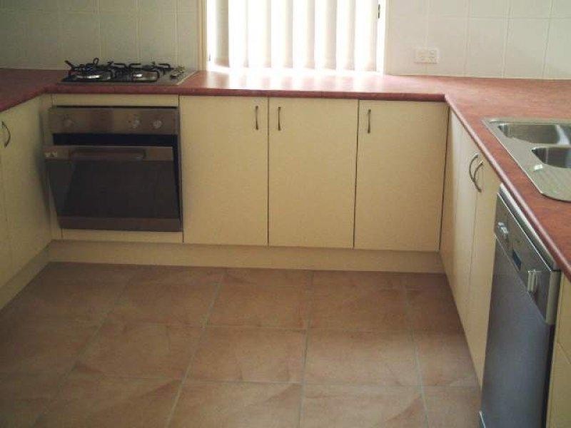 27 Greene St, Rothwell QLD 4022