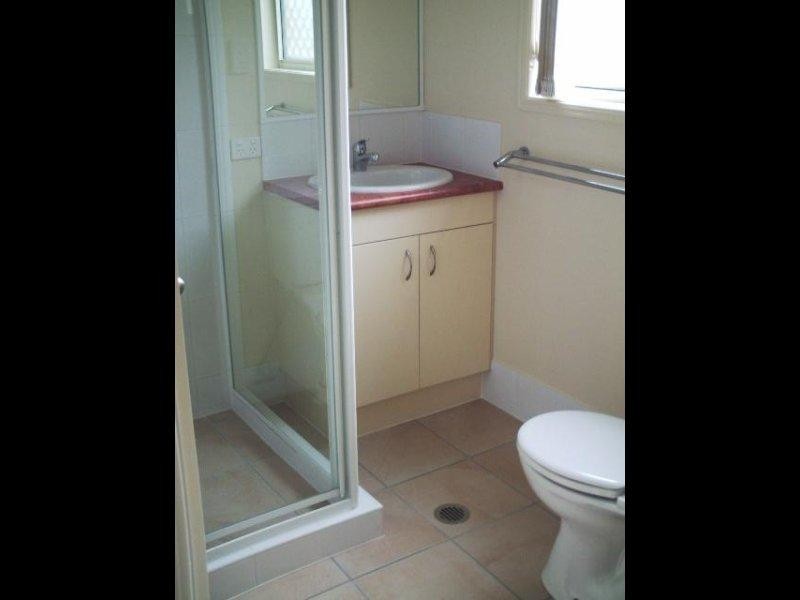 27 Greene St, Rothwell QLD 4022