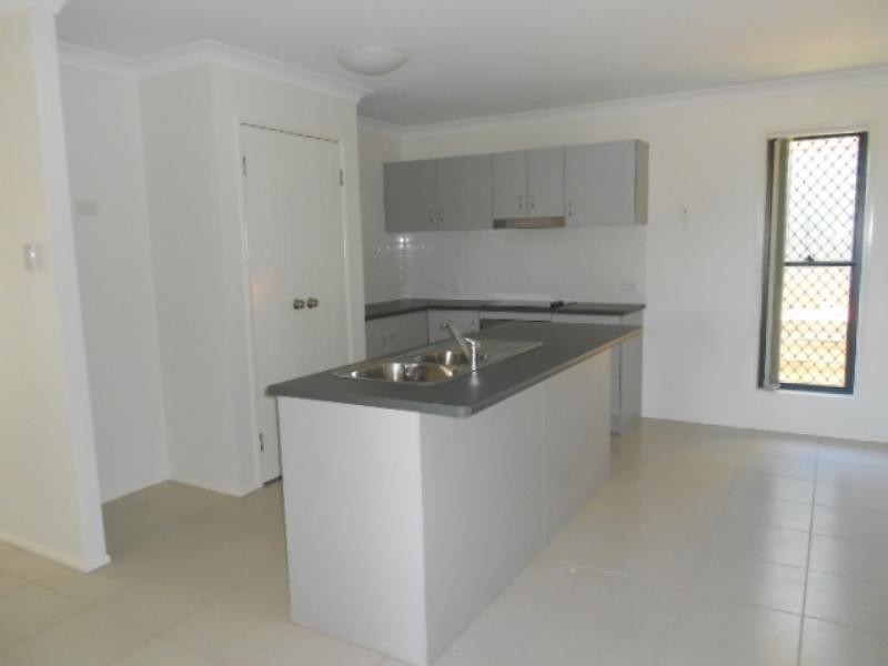 19 Renee Ct, Redbank Plains QLD 4301