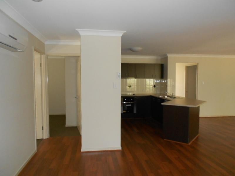 18 Arabella Cl, Redbank Plains QLD 4301