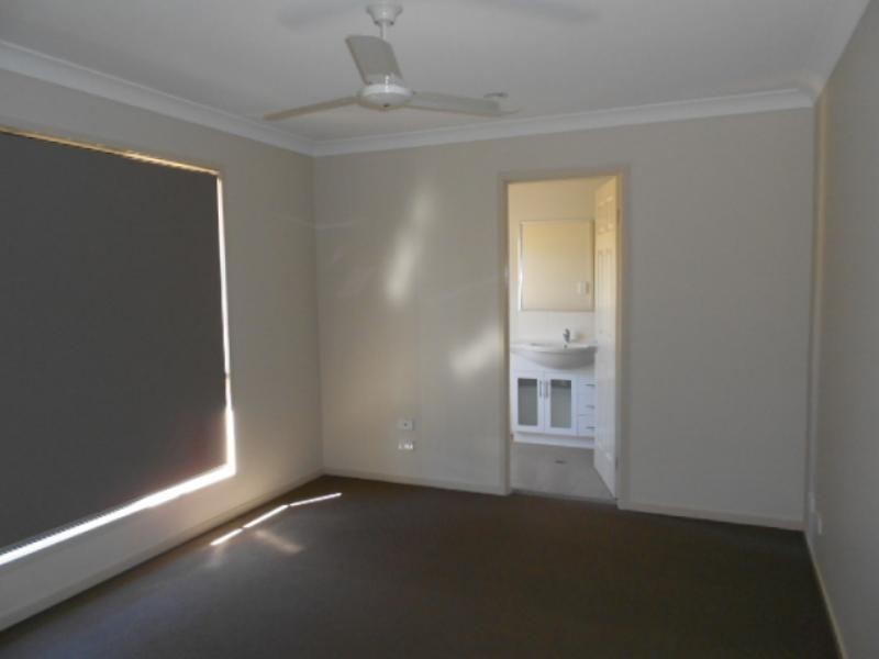 18 Arabella Cl, Redbank Plains QLD 4301
