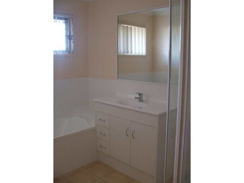 26 Lancelot Cres, Ormeau QLD 4208