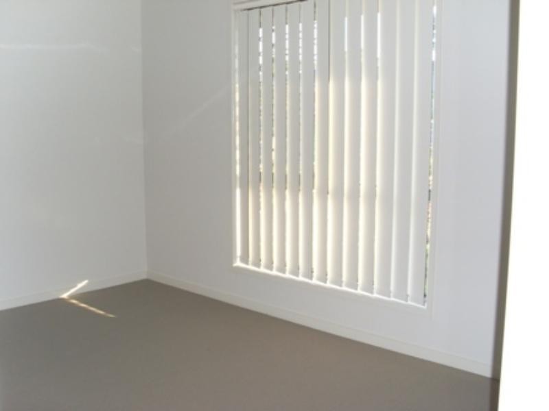 2 Starling  St, Eagleby QLD 4207