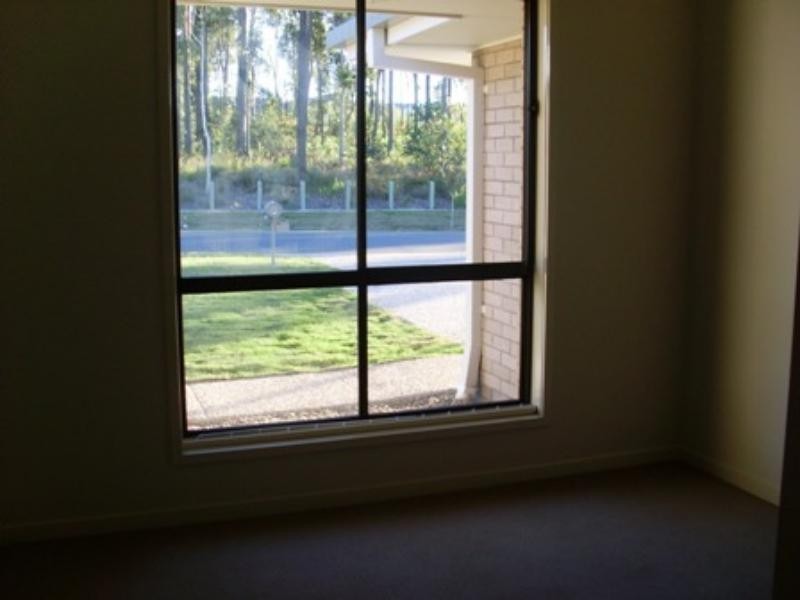 2 Starling  St, Eagleby QLD 4207