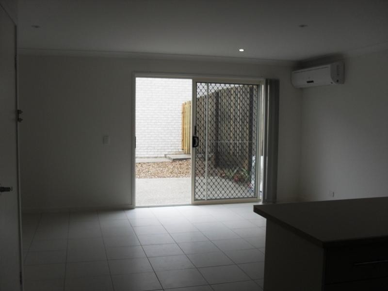 4/26 Jimmy  Rd, Coomera QLD 4209