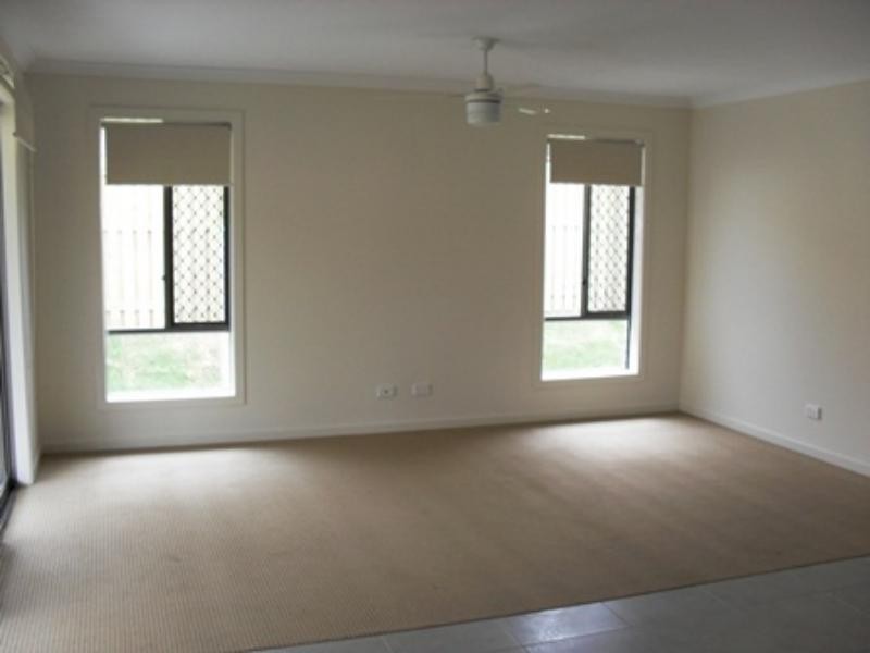 19 Parkview St, Bahrs Scrub QLD 4207
