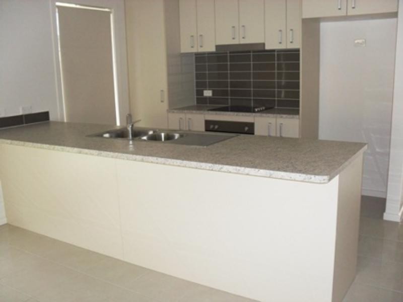 17 Parkview St, Bahrs Scrub QLD 4207