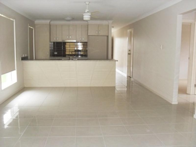 17 Parkview St, Bahrs Scrub QLD 4207