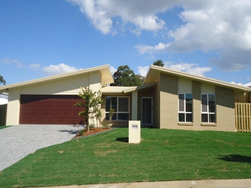 30 Bowerbird Cres, Dakabin QLD 4503
