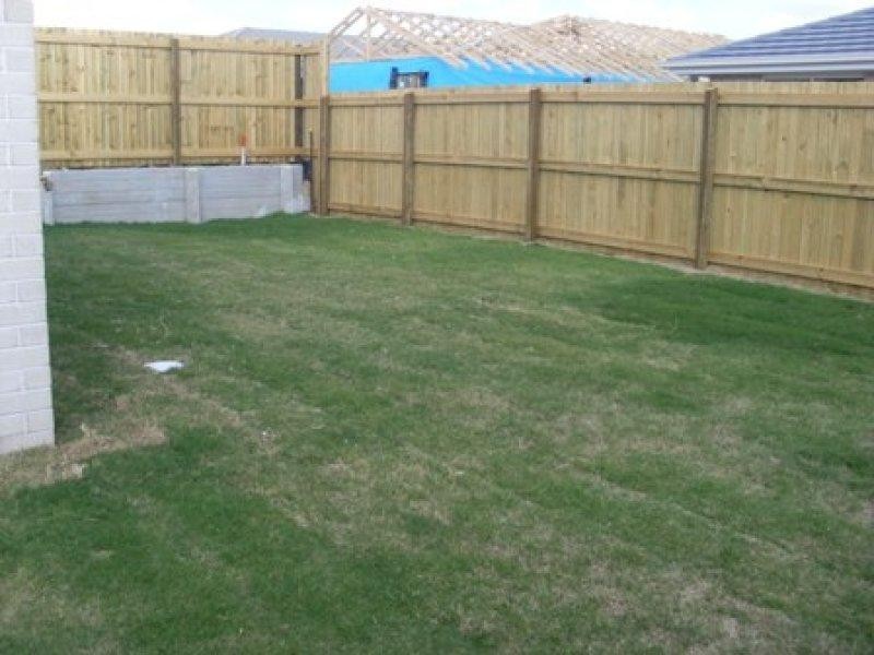 128 Alawoona St, Redbank Plains QLD 4301