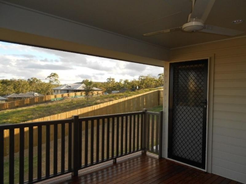 9 Oliver Dr, Redbank Plains QLD 4301