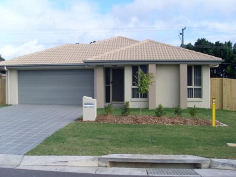 23 Peggy Cres, Redbank Plains QLD 4301