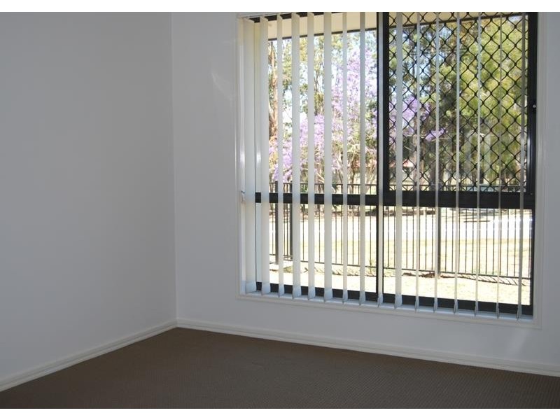 28 Bowerbird Cres, Dakabin QLD 4503