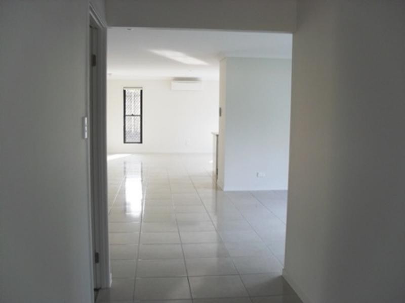 6 Territory St, Bannockburn QLD 4207