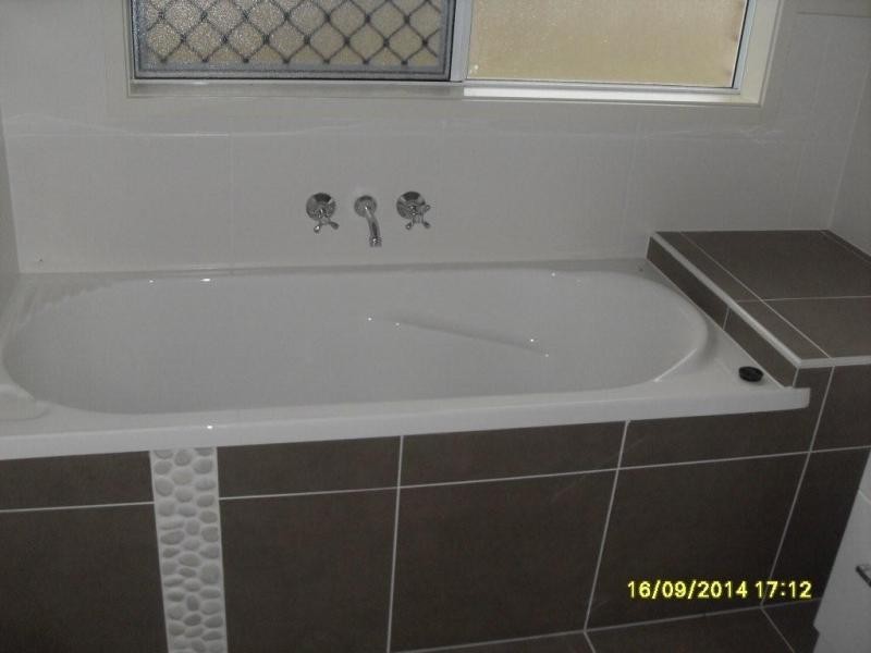 12 Nathan Cl, Redbank Plains QLD 4301