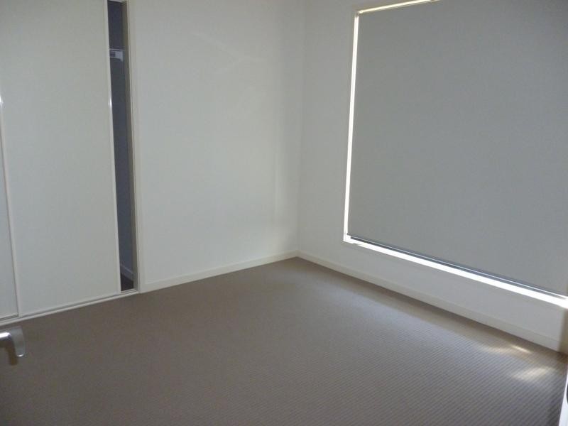 3 Oliver Dr, Redbank Plains QLD 4301