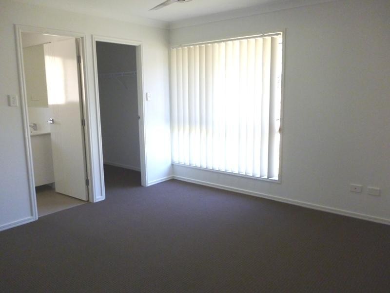 1 Trevor St, Bellbird Park QLD 4300