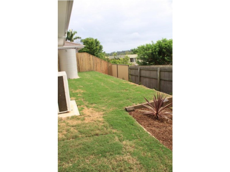 128B Barbarella Dr, Springwood QLD 4127