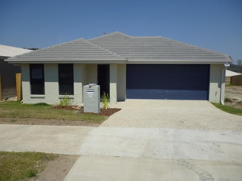 37  Huntley  Cres, Redbank Plains QLD 4301