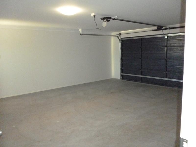 37  Huntley  Cres, Redbank Plains QLD 4301