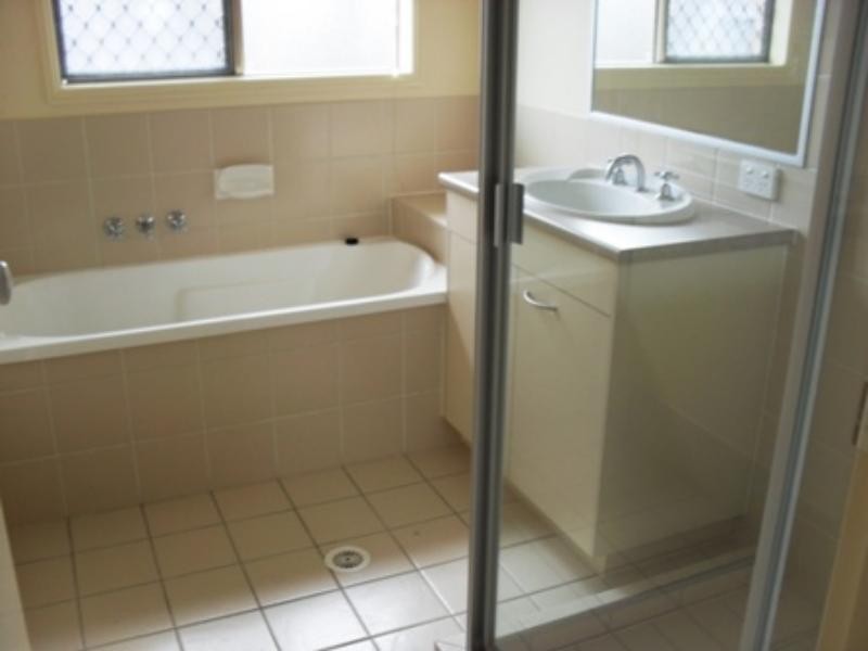 82 Bedivere Dr, Ormeau QLD 4208