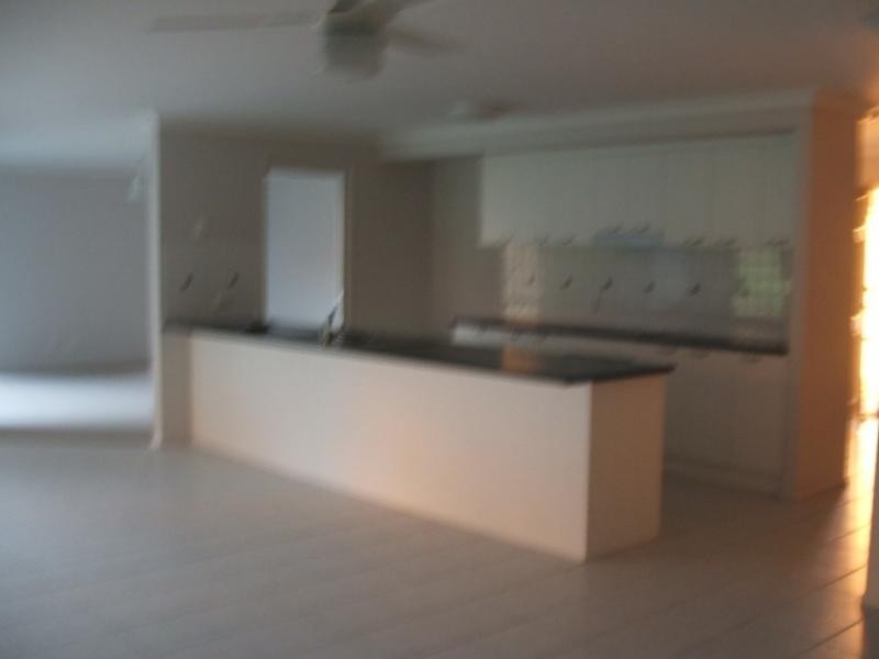 22 Wellers St, Pacific Pines QLD 4211