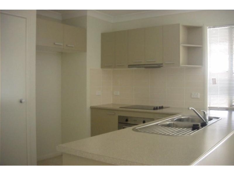 16 Lime St, Redland Bay QLD 4165