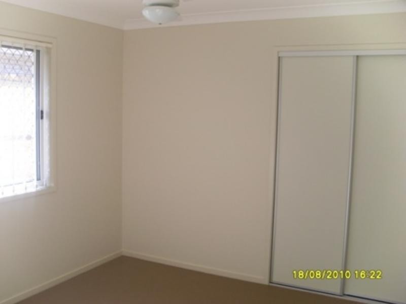 2 Newhaven St, Marsden QLD 4132