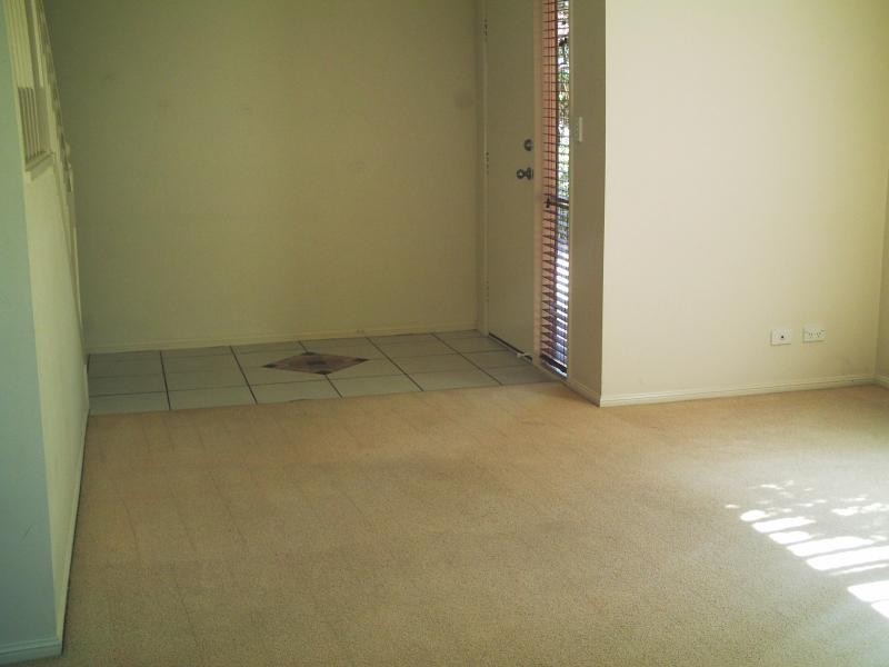 18 Mitchell Pl, Parkinson QLD 4115