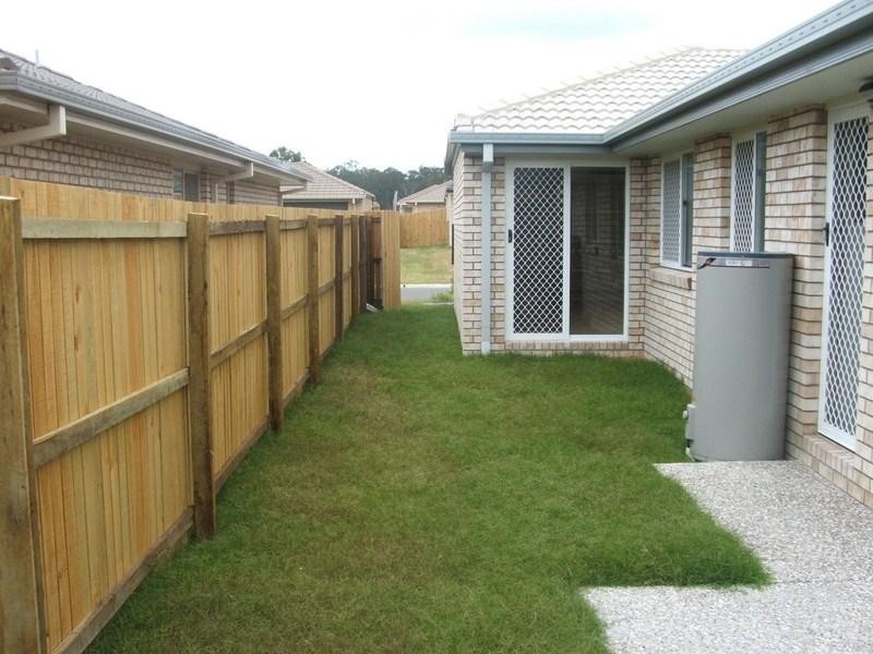 26 Lake Borumba St, Logan Reserve QLD 4133