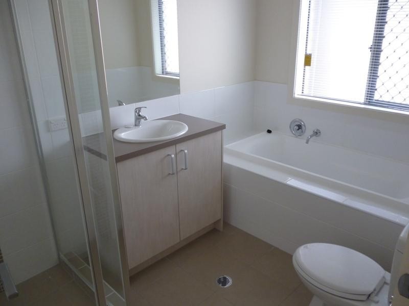 59 Huntley  Cres, Redbank Plains QLD 4301