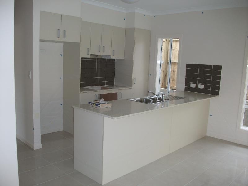 20 Arnaldo Ave, Augustine Heights QLD 4300