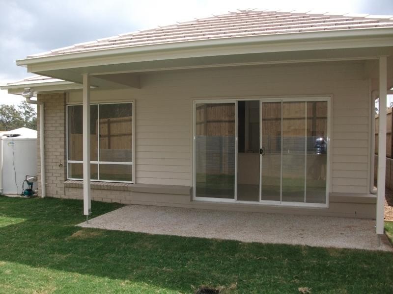 20 Arnaldo Ave, Augustine Heights QLD 4300