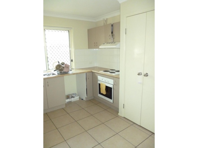 3 Wolfik  Dr, Goodna QLD 4300