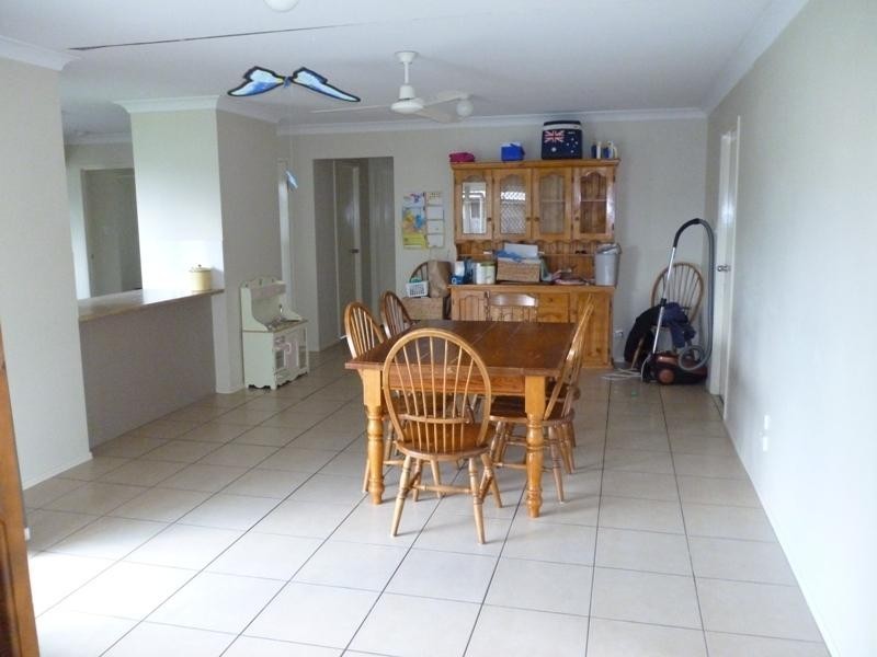3 Wolfik  Dr, Goodna QLD 4300