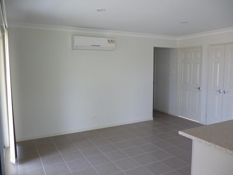 24 Aleisha Ct, Collingwood Park QLD 4301