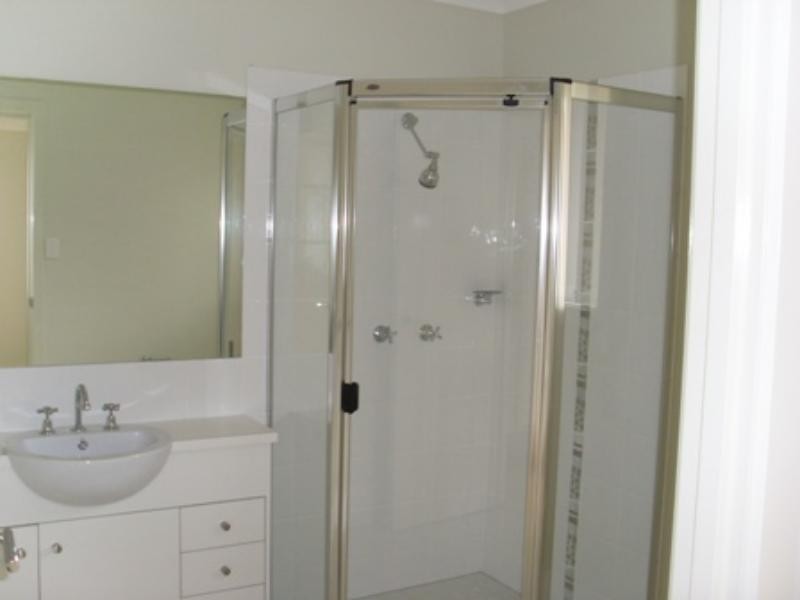 12 RAWSON  Ct, Holmview QLD 4207