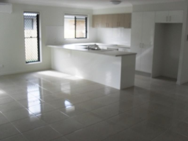 18 Maud St, Bannockburn QLD 4207