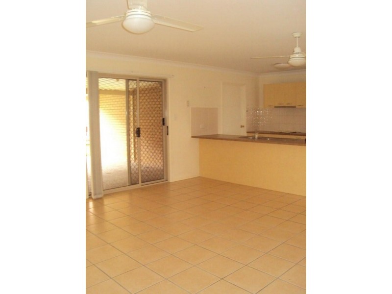 12 Overton St, Calamvale QLD 4116