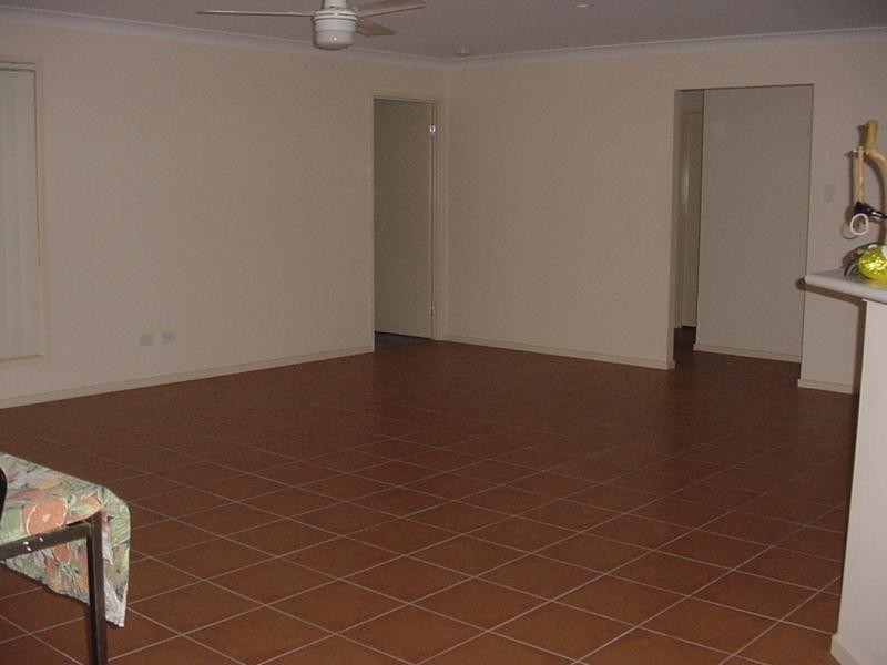 39 Coman St, Rothwell QLD 4022