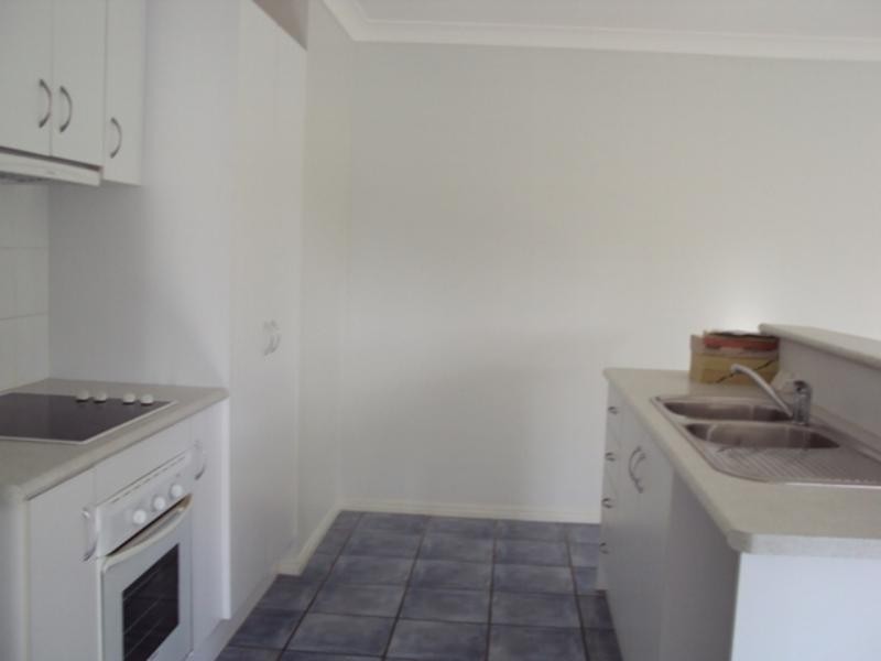 72 Kununurra Cres, Shailer Park QLD 4128