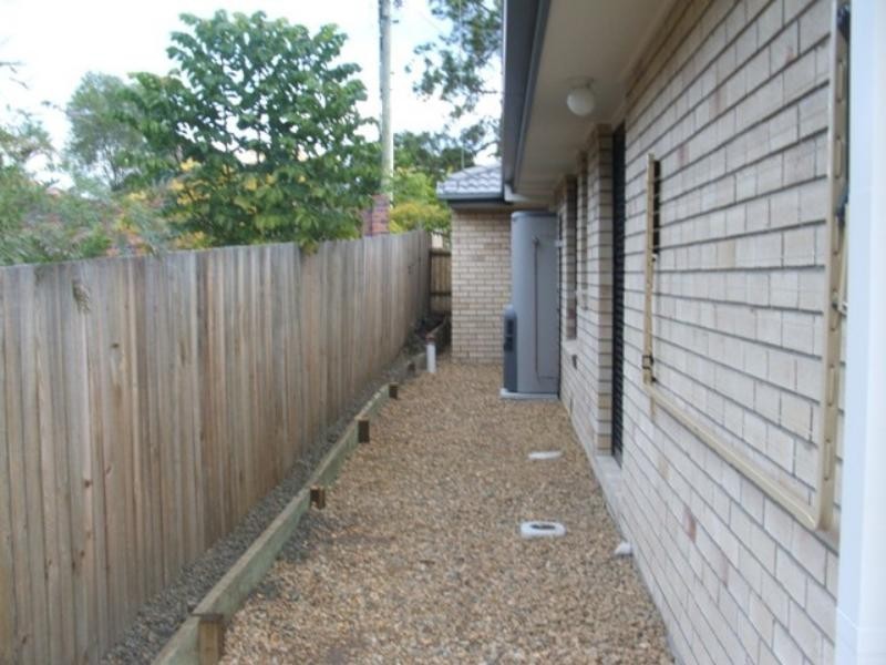27 Dakar Rd, Algester QLD 4115