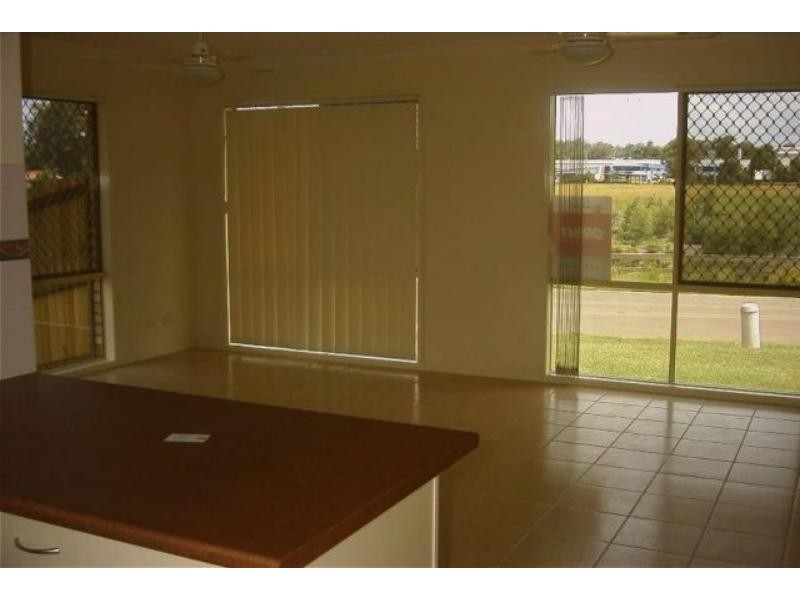 87 Brookvale Dr, Underwood QLD 4119