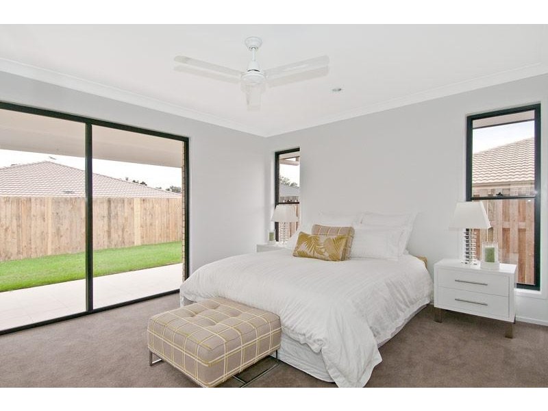 27 Cedarwood St, Berrinba QLD 4117