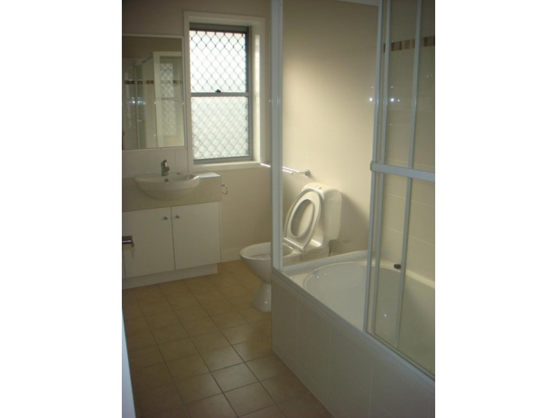 11/99-103 Muir St, Labrador QLD 4215