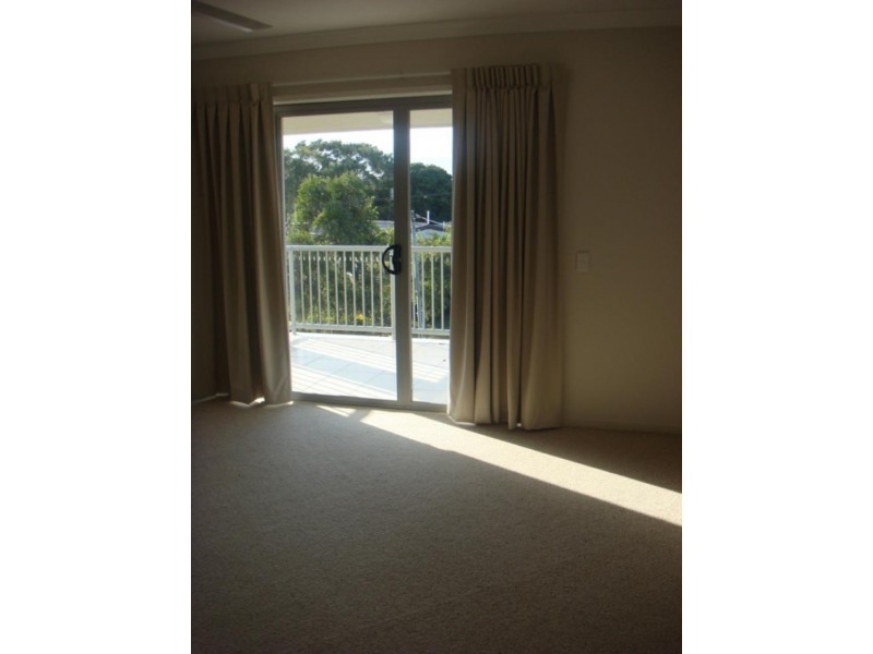 11/99-103 Muir St, Labrador QLD 4215