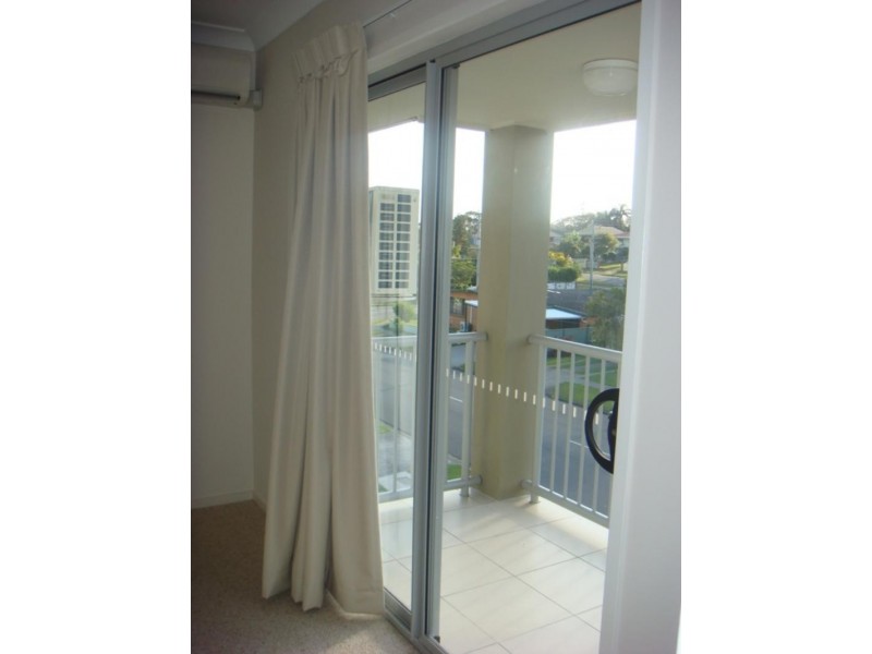 11/99-103 Muir St, Labrador QLD 4215