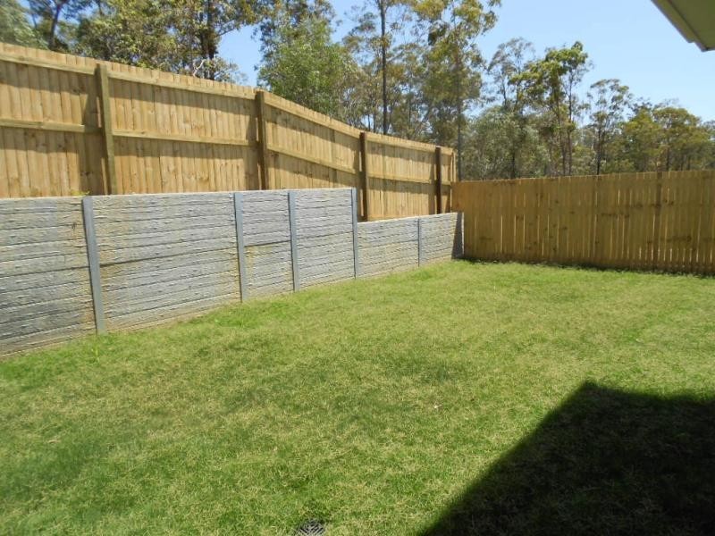 20 Arnaldo Ave, Augustine Heights QLD 4300