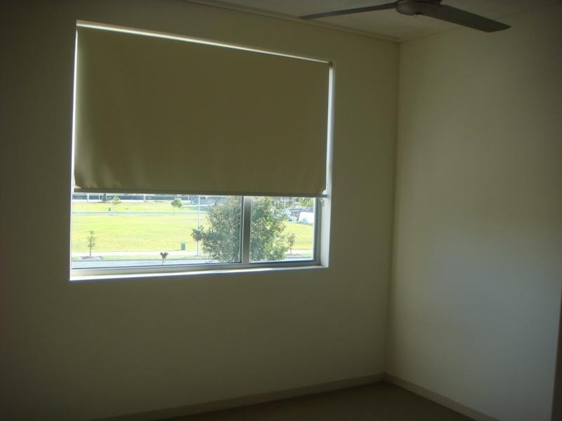 121/66 Sickle Ave, Hope Island QLD 4212